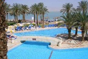 קראון פלזה בים המלח